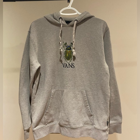 🚩 SOLD- Vans embroidered scarab beetle hoodie- heather grey. Size medium - Picture 3 of 9